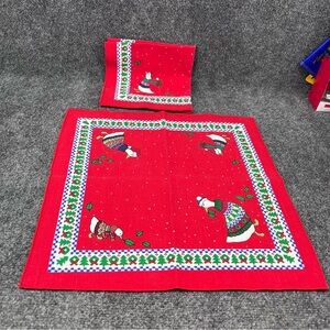 Vtg 2 Sunweave Christmas Goose Geese  Red 16” Square Cloth Napkins Country